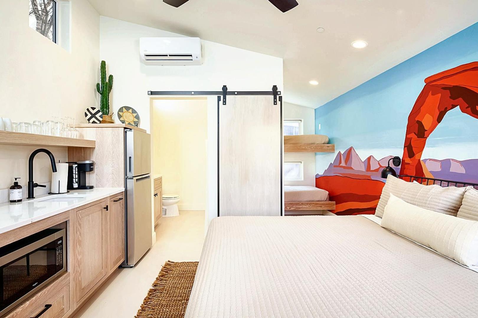 Downtown Kokopelli West 3 - Newly Remodeled Stylish Studio Моаб Экстерьер фото